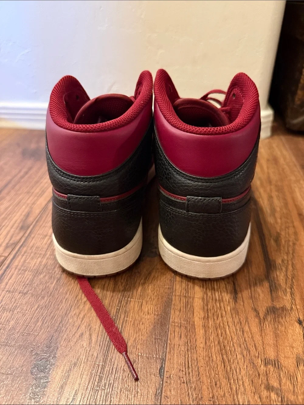 Nike Air Jordan 1 Mid - Burgundy and Black